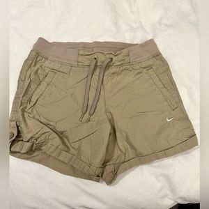 Women’s Nike Khaki Shorts. Size 6